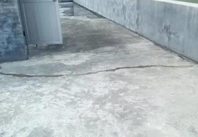 原平楼顶漏水维修公司分享下如何解决卫生间隐蔽部位漏水的问题?